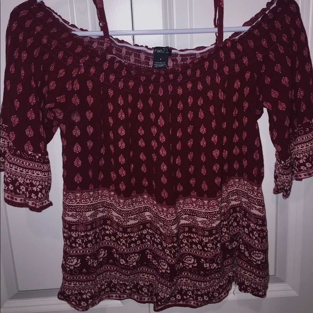 Off the Shoulder Patterned Top💞